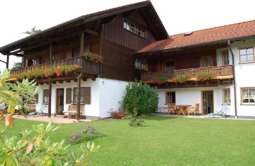 Bayerisch Eisenstein Apartment | Ferienwohnungen Haus Reineck