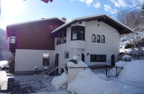 Schneefelden Apartment | Ferienwohnung für 2-4 Personen, 100 m² - 2 getrennte Schlafzimmer