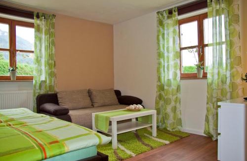 Gmain Apartment | Ferienwohnung Eylmann