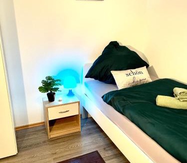 Fuerth Apartment | Ferienwohnung für 4 Personen, U-bahn, Autobahnnähe