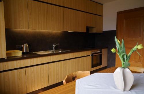Thaur Apartment | Ferienwohnung Frech