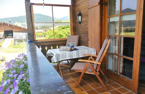Blindau Apartment | Ferienwohnung "Geigelstein" - Zwei-Raum-Wohnung 43m² mit Balkon und Bergblick