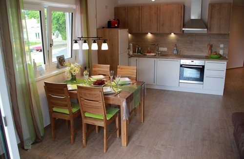 Westerbuchberg Apartment | Ferienwohnung "Genusszeit am Chiemsee" EG mit Terrasse