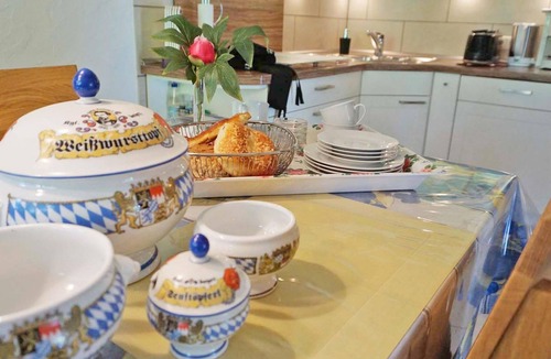 Obermaiselstein Apartment | Ferienwohnung Hochvogel - 2 Schlafzimmer, Terrasse - Der Sonnenhof - Ferienwohnungen