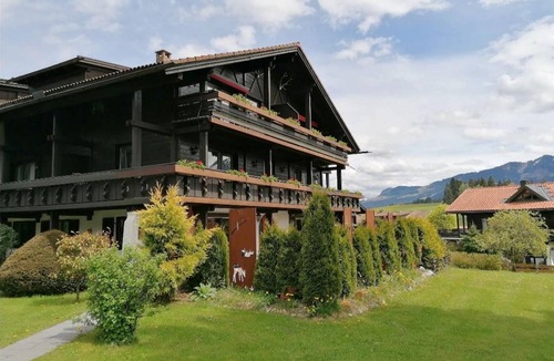 Obermaiselstein Apartment | Ferienwohnung Hochvogel - 2 Schlafzimmer, Terrasse - Der Sonnenhof - Ferienwohnungen