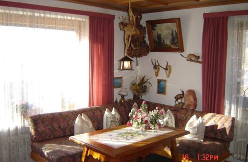 Oberau Apartment | Ferienwohnung Haus Bergrast