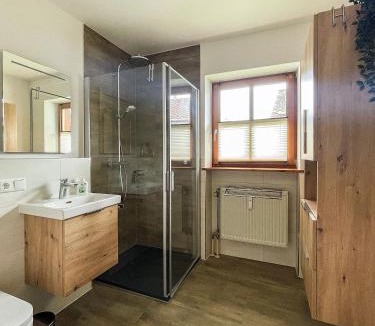 Hauzenberg Apartment | Ferienwohnung Hauzenberg mit Pool & Sauna
