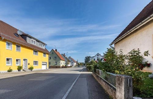 Engen Apartment | Ferienwohnung Hewenpanorama