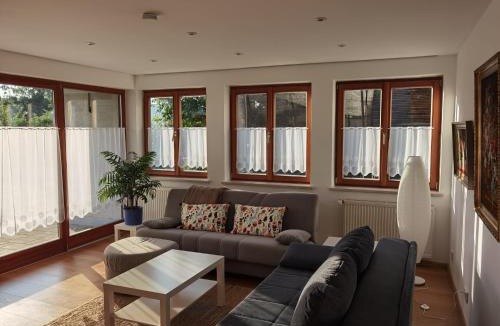Deggendorf Apartment | Ferienwohnung Im Himmelreich, 83 qm, ruhig gelegen, optimal für Familien, Küche, Waschmaschine und Trockner