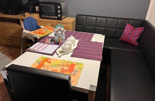 Arrach Apartment | Ferienwohnung im Ländlich-modernen Stil mit Garten