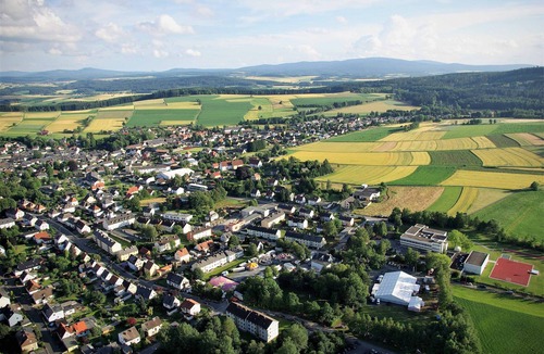 Kirchenlamitz Apartment | Ferienwohnung in ruhiger Lage inmitten des Naturparks Fichtelgebirge