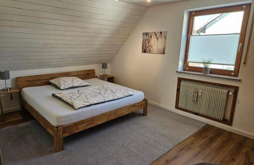 Hallerndorf Apartment | Ferienwohnung in Schnaid
