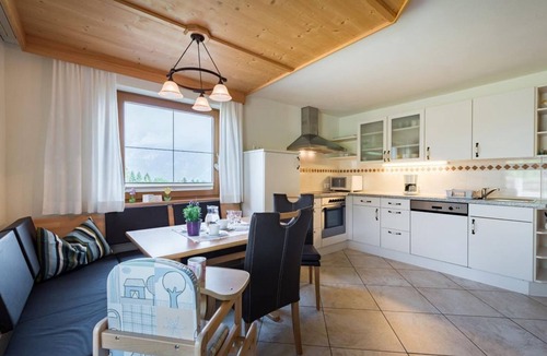 Außerweerberg House | Ferienwohnung Karwendel - Bauernhof Ferienwohnungen Sennhof