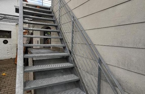 Altenerding Apartment | Ferienwohnung Klettham