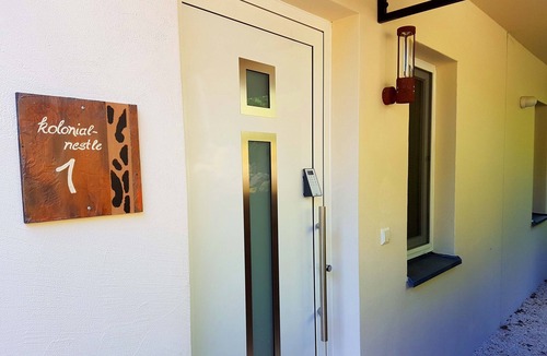 Veringenstadt Apartment | Ferienwohnung Kolonial-Nestle 1, 57 qm, 1 Schlafzimmer, 1 Wohn-/Schlafzimmer, Terrasse, max. 3 Personen