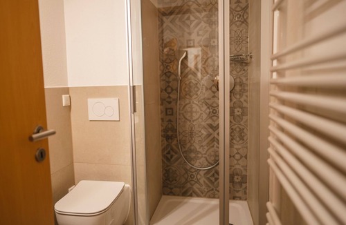 Breitmoos Apartment | Ferienwohnung Leni für 2-4 Personen, 2 Schlafzimmer mit Balkon, 55 m²