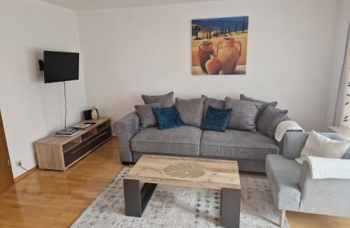 Bad Endorf Apartment | Ferienwohnung Leo