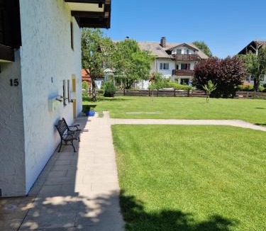 Bad Endorf Apartment | Ferienwohnung Leo