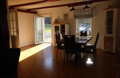 Pirna Apartment | Ferienwohnung "linda", 2 Schlafräume - Ferienhof Wiesenblick
