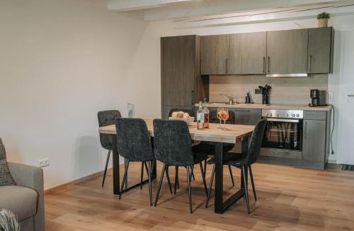 Neuloipfering Apartment | Ferienwohnung - LIVING Six