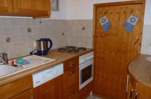 Groissenbach Apartment | Ferienwohnung Loferau 1 - 80 m² für 2-5 Pers. großer Wohnraum, 2 Schlafzimer, Sep. Küche, Balkon