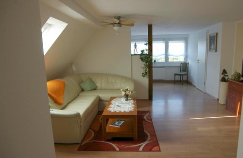 Dohna Apartment | Ferienwohnung Maul