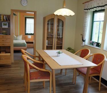 Ehrenberg Apartment | Ferienwohnung May