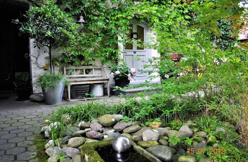 Chieming Apartment | Ferienwohnung mit 1 Schlafzimmer und Südwestterrasse