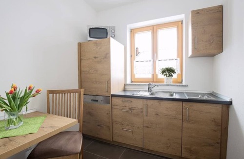 Mitterteich Apartment | Ferienwohnung mit Fußbodenheizung und kostenfreier WLAN-Nutzung