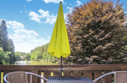 Aldrans Apartment | Ferienwohnung mit Seeblick