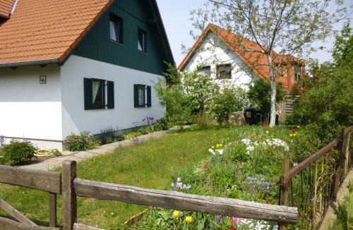 Weissig Apartment | Ferienwohnung Muelenz