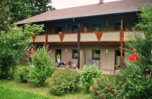Bad Birnbach Apartment | Ferienwohnung Nr. 3 | Geräumig Wohnung mit überdachtem Stellplatz