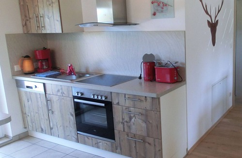 Bad Endorf Apartment | Ferienwohnung Nr. 4, 65 qm Obergeschoss, 2 separate Schlafzimmer