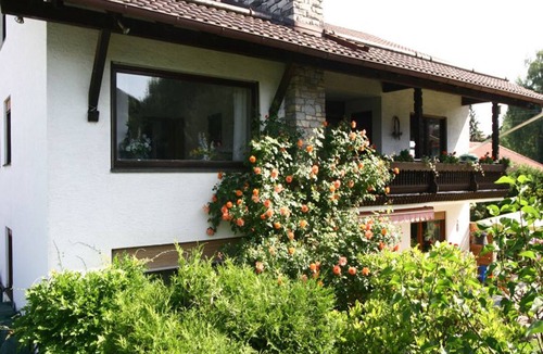 Bad Endorf Apartment | Ferienwohnung Nr. 7, 38 qm Dachgeschoss, 1 Separates Schlafzimmer