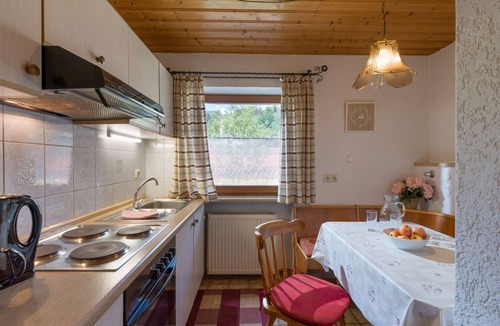 Kiefersfelden Apartment | Ferienwohnung Nr. 6 für 2 - 4 Personen 55 qm