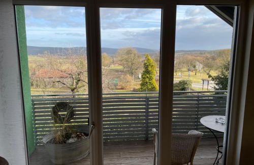 Hausen Apartment | Ferienwohnung Nussbaum-Nest