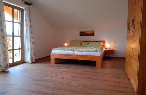 Palling Apartment | Ferienwohnung Obstgarten