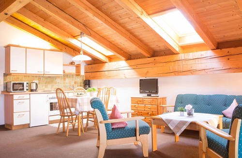 Inzell Apartment | Ferienwohnung "Rauschberg" für 4 Personen, 1 Schlaf- und 1 Wohn/Schlafzimmer, 52 m²