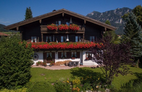 Inzell Apartment | Ferienwohnung "Rauschberg" für 4 Personen, 1 Schlaf- und 1 Wohn/Schlafzimmer, 52 m²