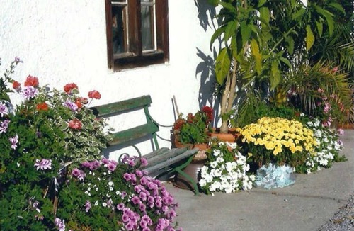 Abwinkl Apartment | Ferienwohnung Rosengarten - Haus Zum Staun, Familie Schober