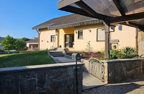 Wiesenbronn Apartment | Ferienwohnung Schwarzer Kater