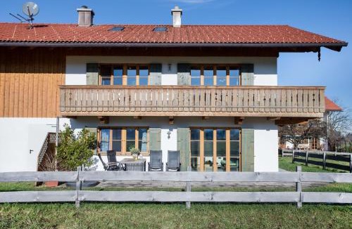Bad Heilbrunn Apartment | Ferienwohnung Seeblick