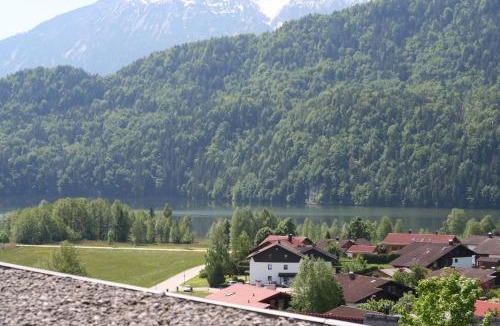 Schwarzenbach Apartment | Ferienwohnung Seefelder