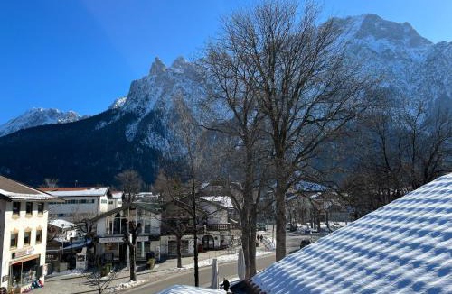 Mittenwald Apartment | Ferienwohnung Seidl Wohnung Violine