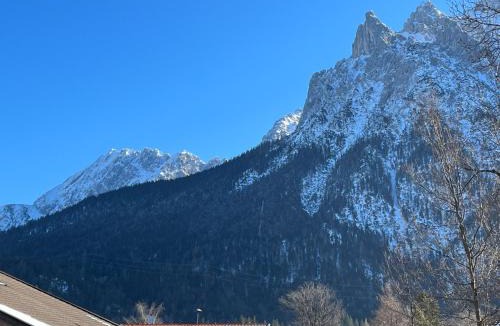 Mittenwald Apartment | Ferienwohnung Seidl Wohnung Violine
