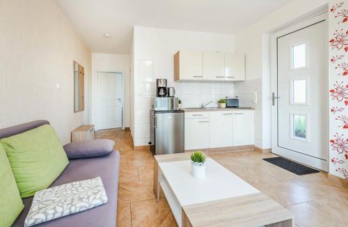 Kachlin Apartment | Ferienwohnung Sonneneck