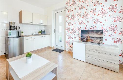 Kachlin Apartment | Ferienwohnung Sonneneck