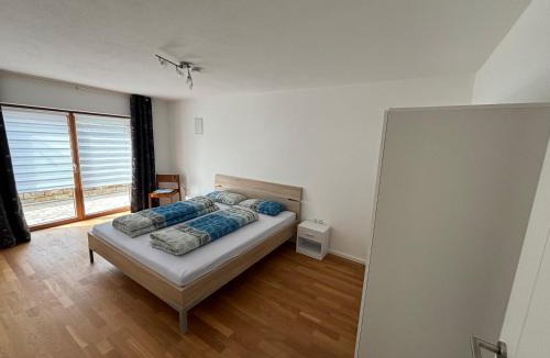 Wackersdorf Apartment | Ferienwohnung Steinbauer
