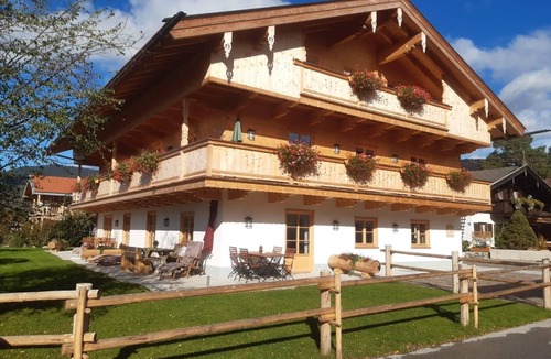 Staudach Apartment | Ferienwohnung Stoableame - Ferienwohnungen Bergbleamal