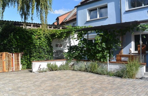 Volkach Apartment | Ferienwohnung Storchennest